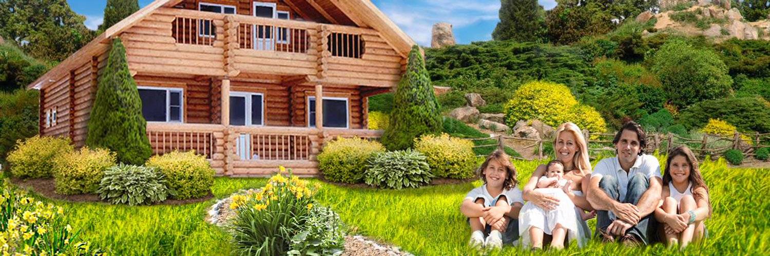 Большой деревянный дом для семьи с детьми
